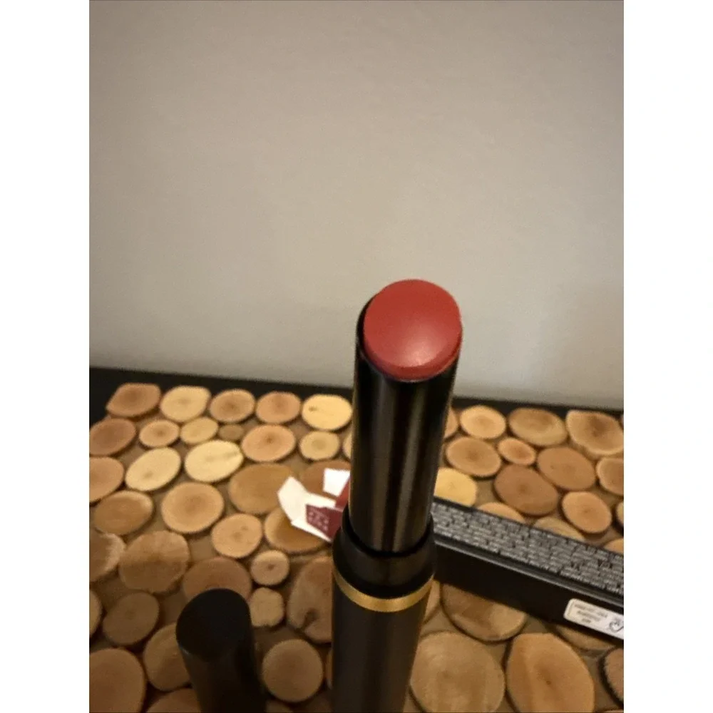 Mac Powder Kiss Velvet Blur Slim Stick Lipstick ~ 897 Stay Curious ~ .07‎ oz ~